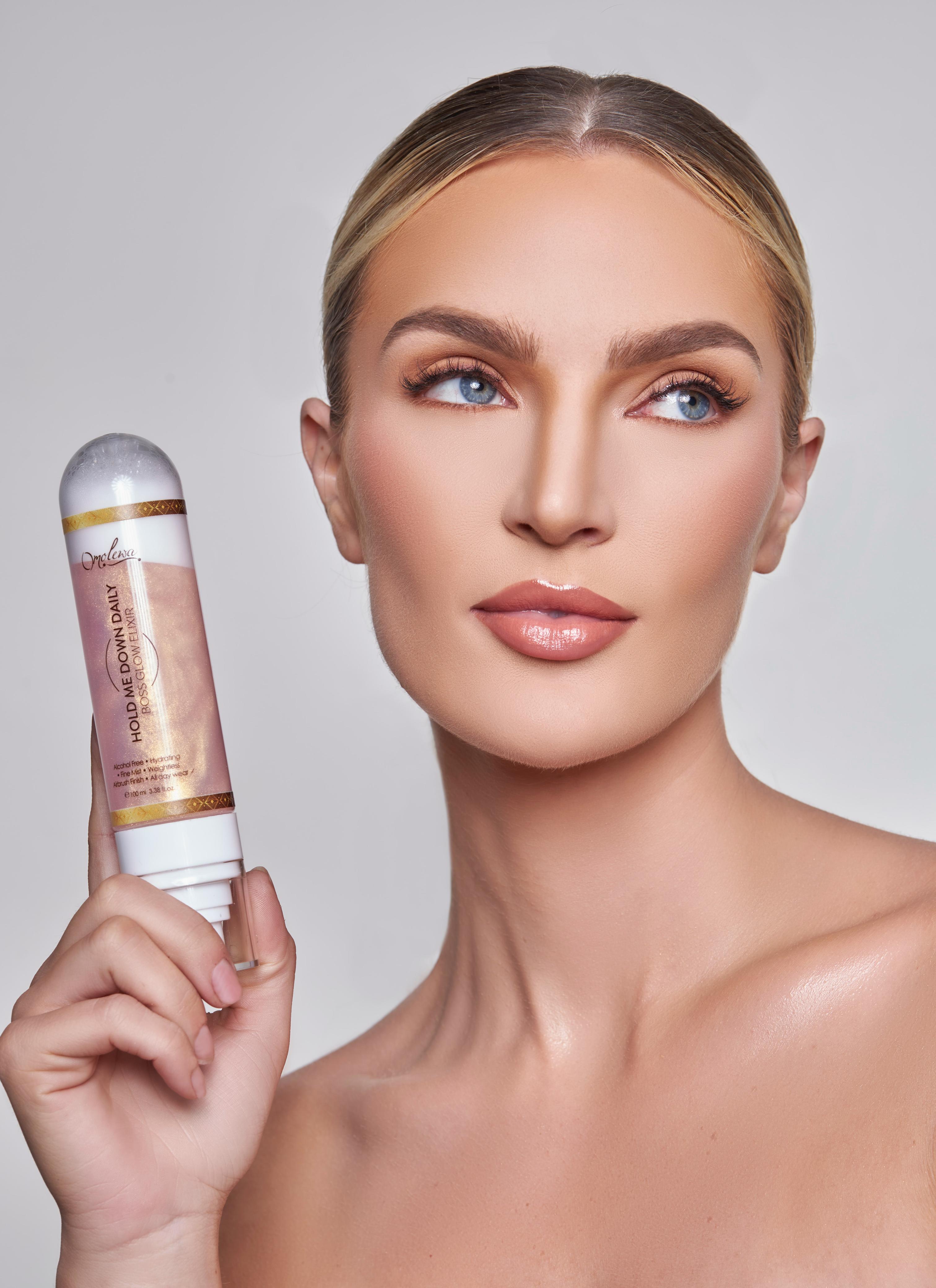 Boss Glow Elixir - (Hold Me Down Spray) omolewa-makeup